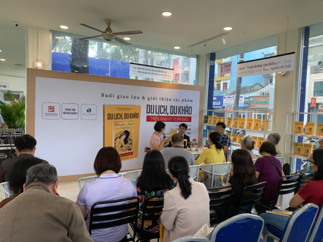 Chương trình giao lưu giới thiệu sách diễn ra tại TP. Hồ Chí Minh.