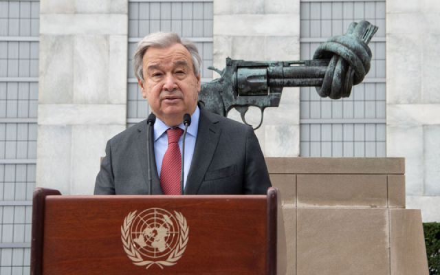 Tổng Thư ký LHQ Antonio Guterres kêu gọi các bên ngừng bắn trong 4 ngày nhân tuần lễ Phục sinh mà Nga và Ukraine cùng kỷ niệm.