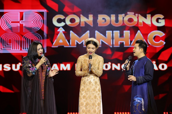 Thanh Lam đã dành nhiều lời khen tặng cho tài năng của đàn em