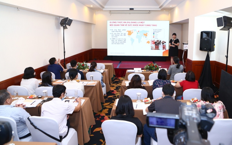 Quang cảnh buổi hội thảo tại Hà Nội.