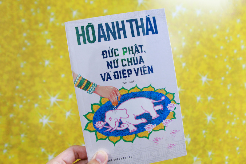 Bìa tiểu thuyết 