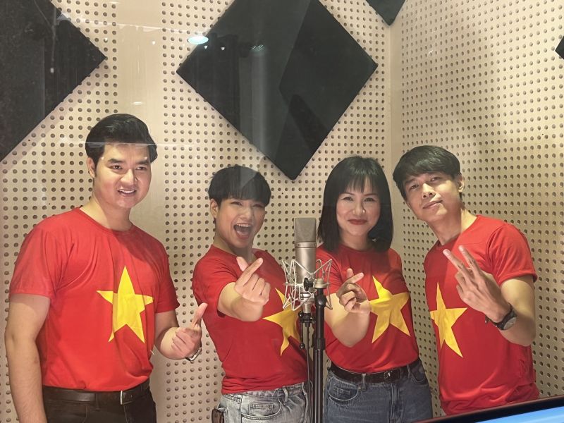 Các nghệ sĩ TP Hồ Chí Minh tham gia MV