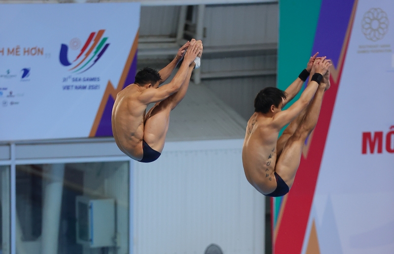 Cặp đôi Chew Yi Wei-Ooi Tze Liang (Malaysia) thường xuyên đăng ký bài thi khó hơn cặp đôi của tuyển nhảy cầu Việt Nam; đồng thời họ cũng cho thấy sự nhịp nhàng trong những phần thi của mình.