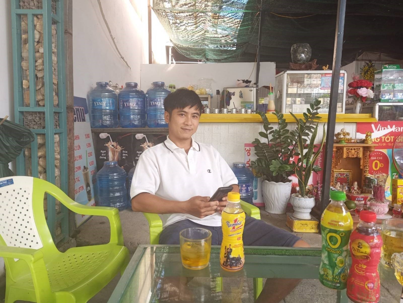 Anh Đặng Phi Trọng, người đã trúng giải triệu phú 100 triệu đồng vào đầu tháng 5/2021. Anh Đặng Phi Trọng, người đã trúng giải triệu phú 100 triệu đồng vào đầu tháng 5/2021.