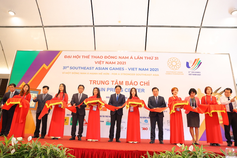 Lễ cắt băng khai mạc Trung t&acirc;m b&aacute;o ch&iacute; quốc tế SEA Games 31
