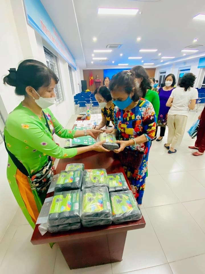 Hội LHPN phường Liễu Giai, quận Ba Đình: Ra mắt mô hình “Chi hội văn minh – hội viên thân thiện” chào SEA Games 31 - ảnh 7