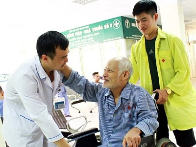 9 năm thực hiện Luật Khám bệnh, chữa bệnh: Nhiều hành vi chưa được chế định trong luật - ảnh 1