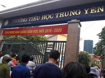 Nhà trường ép học sinh đăng ký uống sữa học đường: Phòng GD-ĐT Cầu Giấy nói “không” - ảnh 1
