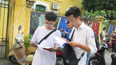 Tuyển sinh đại học 2019: “Xé rào” tuyển sinh vượt quá năng lực đào tạo - ảnh 1