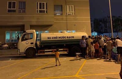 Hà Nội cấp nước sạch miễn phí cho các khu dân cư bị ảnh hưởng bởi nước bẩn sông Đà - ảnh 1