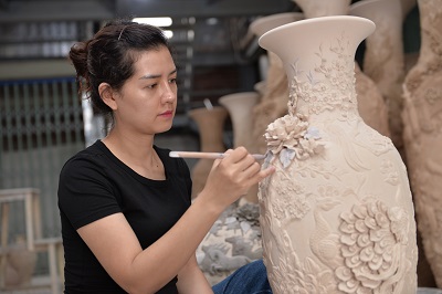 Tài hoa trên đôi tay mềm - ảnh 2