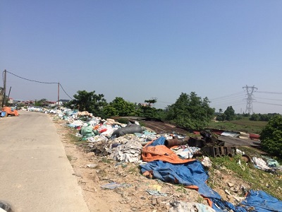 Chính quyền thiếu kiên quyết, dân nhờn luật - ảnh 1