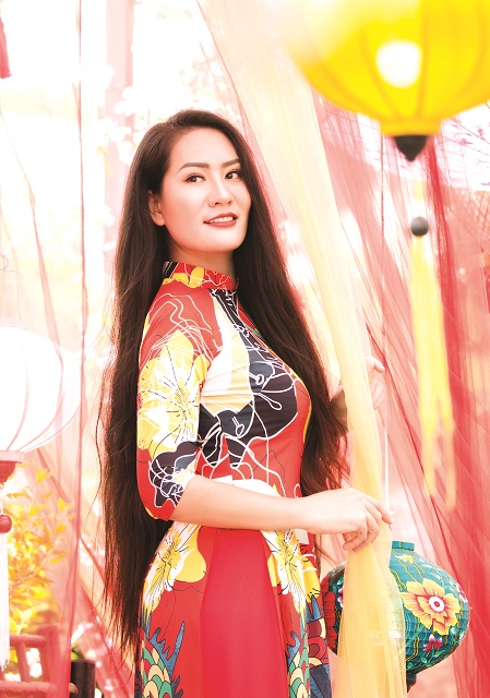 Diễn viên Minh Cúc: “Tôi nỗ lực từng ngày và đang được bù đắp” - ảnh 2