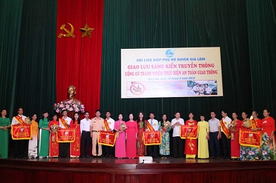 Hội LHPN huyện Gia Lâm: Giao lưu sáng kiến truyền thông  - ảnh 2