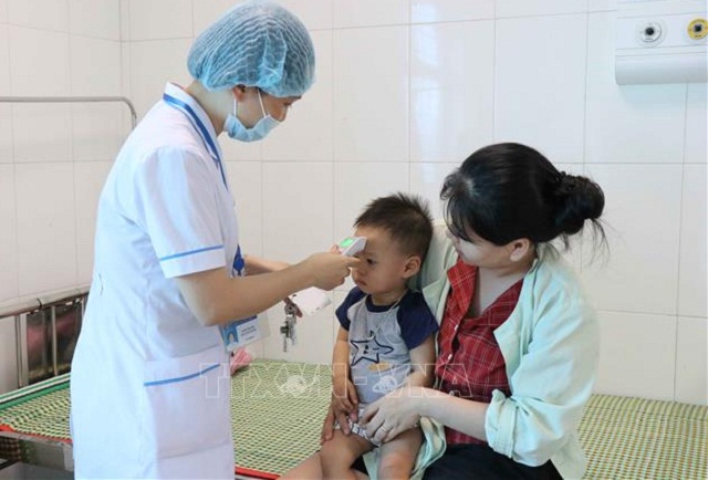 Hà Nội tổ chức cho trẻ uống bổ sung vitamin A từ ngày 31-5 - ảnh 1