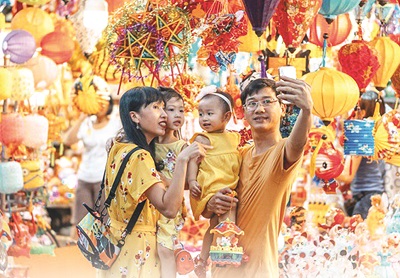 Phố Hàng Mã vào mùa Trung thu - ảnh 1