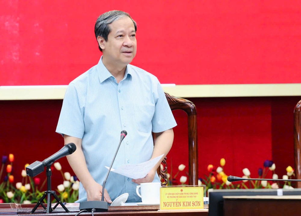 Bộ trưởng Bộ Giáo dục và Đào tạo: Nhấn mạnh từ khóa “nghiêm” trong kỳ thi tốt nghiệp THPT năm 2025 - ảnh 7