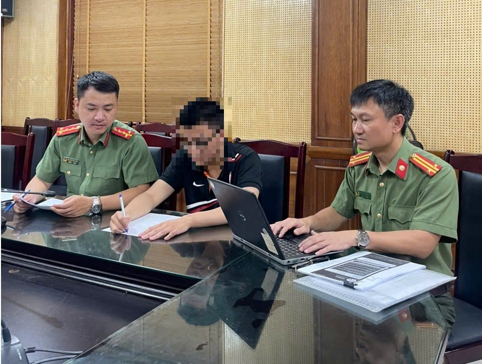 Khởi tố vụ án làm lộ đề toán trong kỳ thi tốt nghiệp THPT năm 2025 - ảnh 1