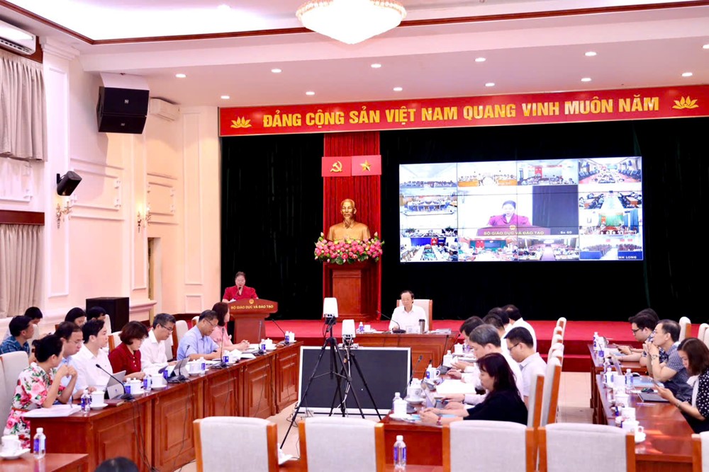Quản lý giáo dục theo chính quyền địa phương 2 cấp:  “4 chủ động, 4 không” trong tổ chức thực hiện - ảnh 1
