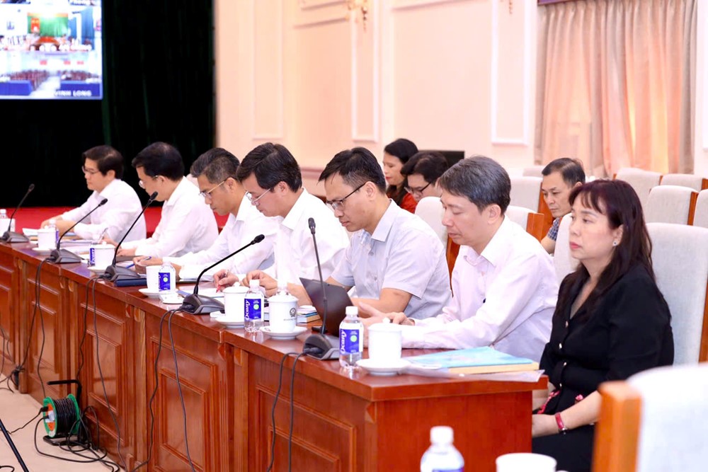 Quản lý giáo dục theo chính quyền địa phương 2 cấp:  “4 chủ động, 4 không” trong tổ chức thực hiện - ảnh 3