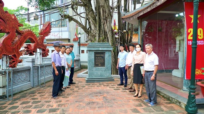 Tọa đàm sự kiện lưu niệm Chủ tịch Hồ Chí Minh đến thăm nhân dân Mễ Trì - ảnh 2