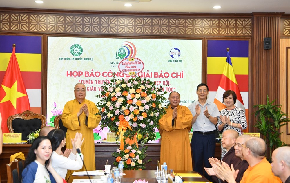 Công bố Giải báo chí toàn quốc về Phật giáo lần thứ Nhất  - ảnh 2