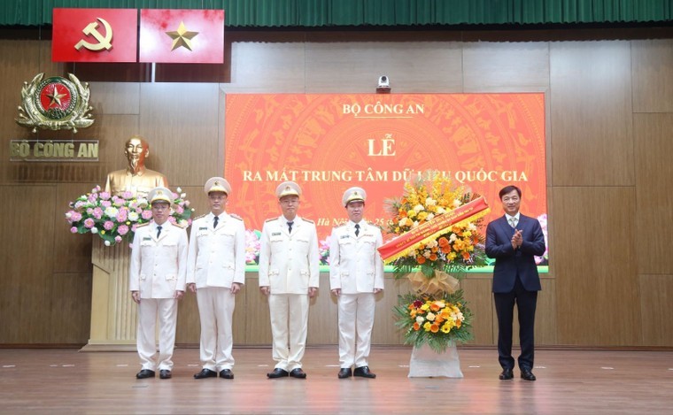  Góp phần thực hiện thành công cuộc cách mạng chuyển đổi số quốc gia. - ảnh 3