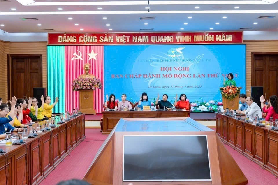 Đồng chí Giang Minh Hồng giữ chức Chủ tịch Hội LHPN phường Từ Liêm - ảnh 1