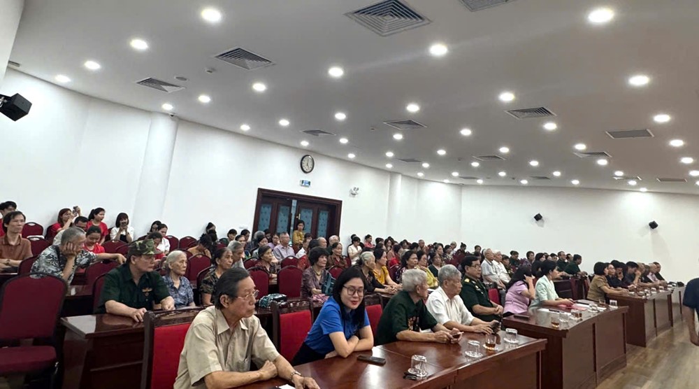 Phường Cầu Giấy sáng mãi đạo lý “Uống nước nhớ nguồn“ - ảnh 1