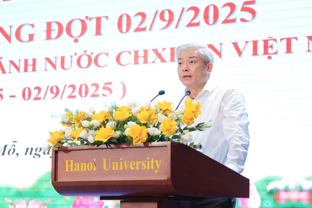 103 đảng viên phường Đại Mỗ được nhận Huy hiệu Đảng đợt 2/9/2025 - ảnh 1