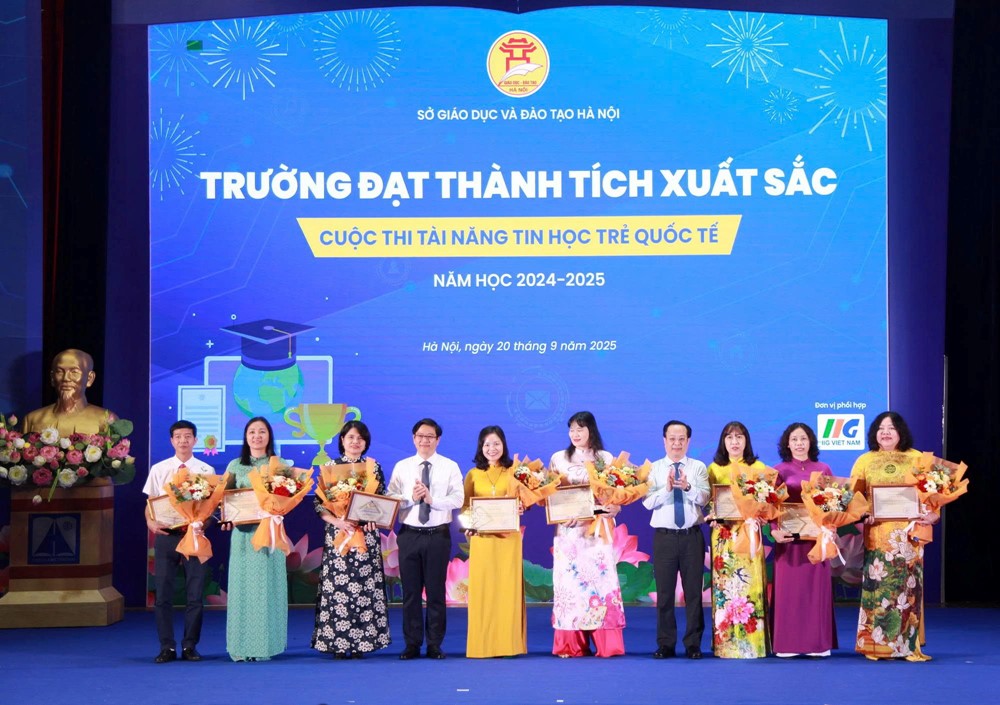 223 thí sinh xuất sắc đạt giải Cuộc thi “Tài năng Tin học trẻ quốc tế TP Hà Nội“ - ảnh 2