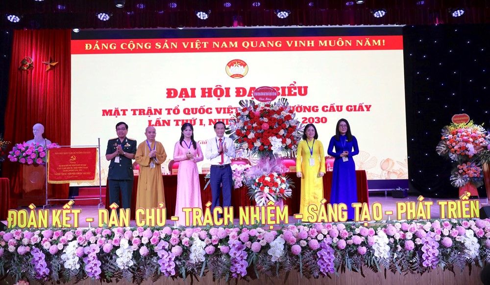 Làm tốt vai trò “cầu nối” giữa Đảng, chính quyền và nhân dân - ảnh 2