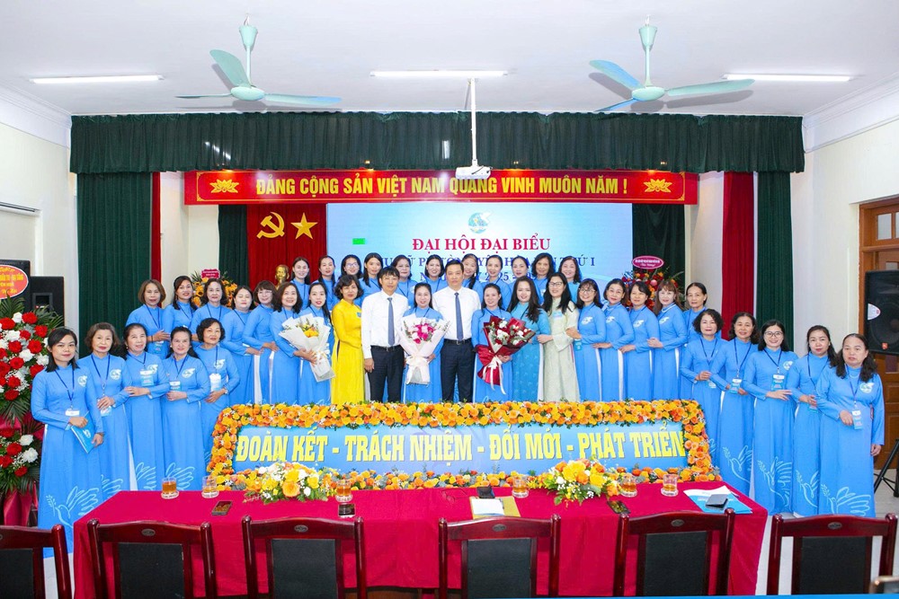 Phụ nữ Yên Hòa giữ gìn hạnh phúc gia đình, xây dựng phường văn minh hiện đại - ảnh 5