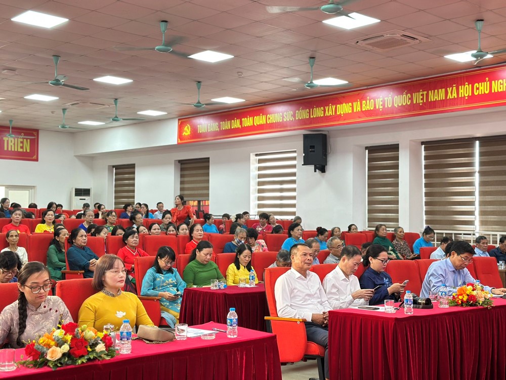 Phụ nữ Xuân Phương góp phần xây dựng phường văn minh, hạnh phúc - ảnh 8