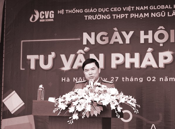 Đánh trúng vào tình thương của cha mẹ... lừa chiếm đoạt tiền - ảnh 1