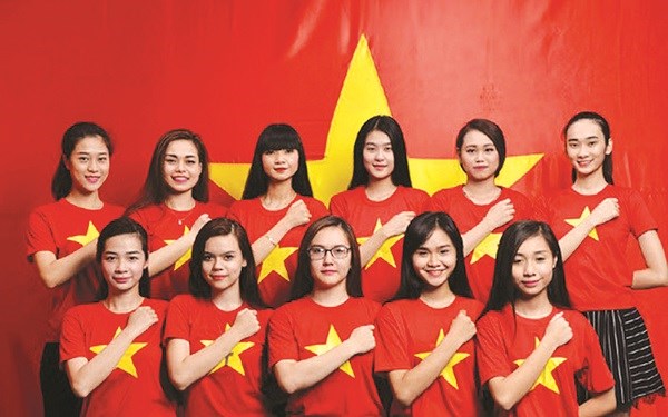 Tự hào hai tiếng Việt Nam - ảnh 1