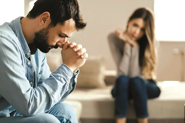 Đứt gánh vì chồng vô duyên  - ảnh 1