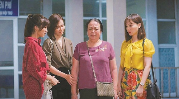 Chuyện thú vị về những “bà mẹ quốc dân” trên màn ảnh Việt - ảnh 1