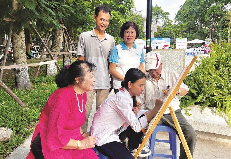 Hiệu quả từ cuộc vận động “Xây dựng gia đình 5 không, 3 sạch” - ảnh 2