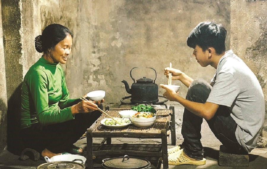 Giữ lại những bữa cơm chung - ảnh 1