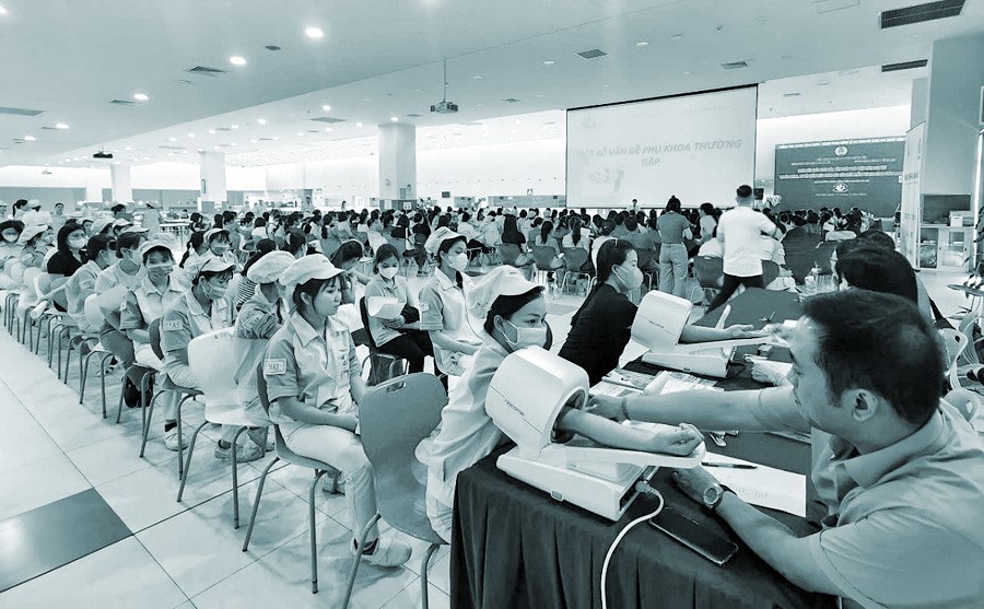 Nâng cao hiểu biết cho người lao động - ảnh 1