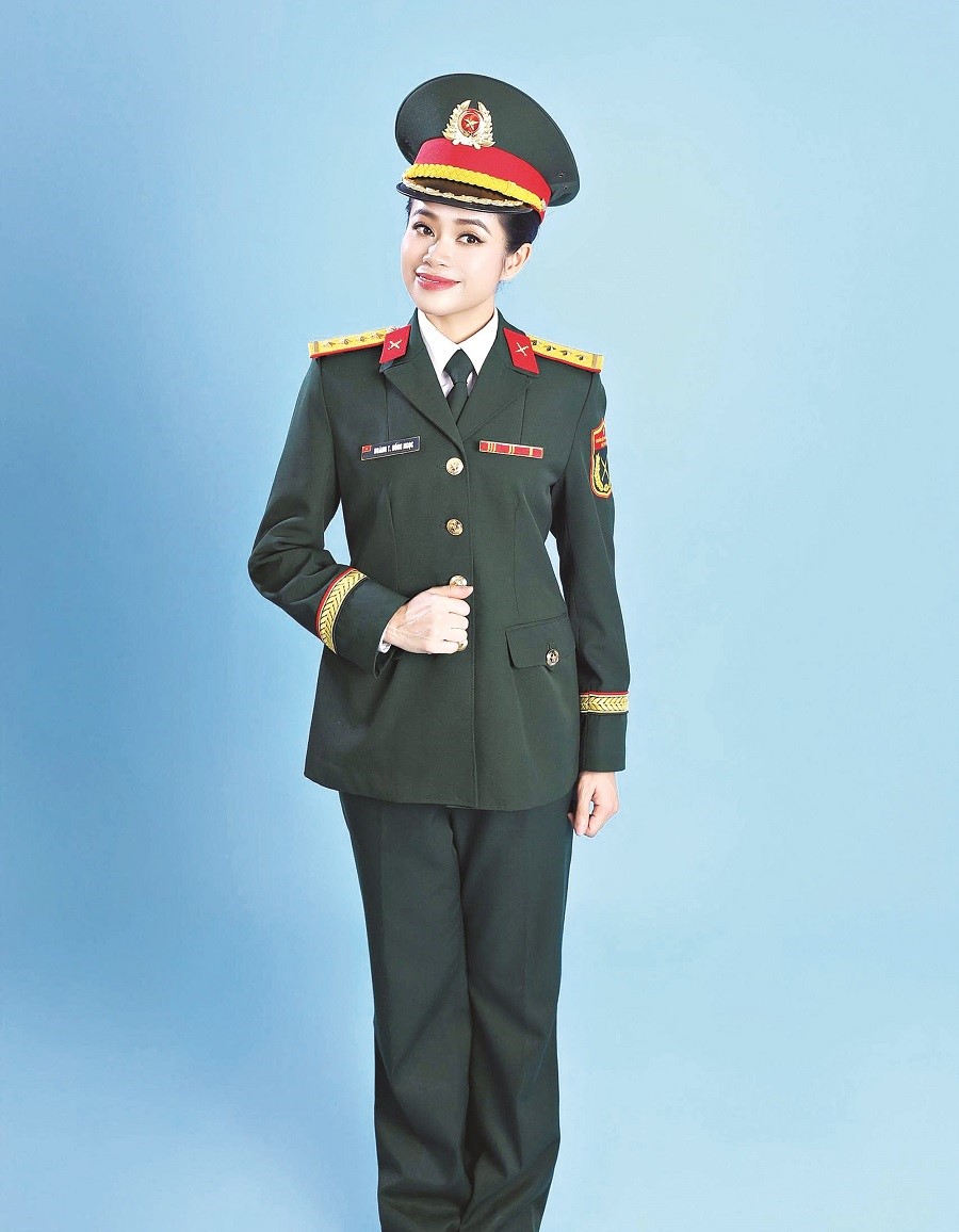 Trọn vẹn đam mê trong màu áo lính - ảnh 1