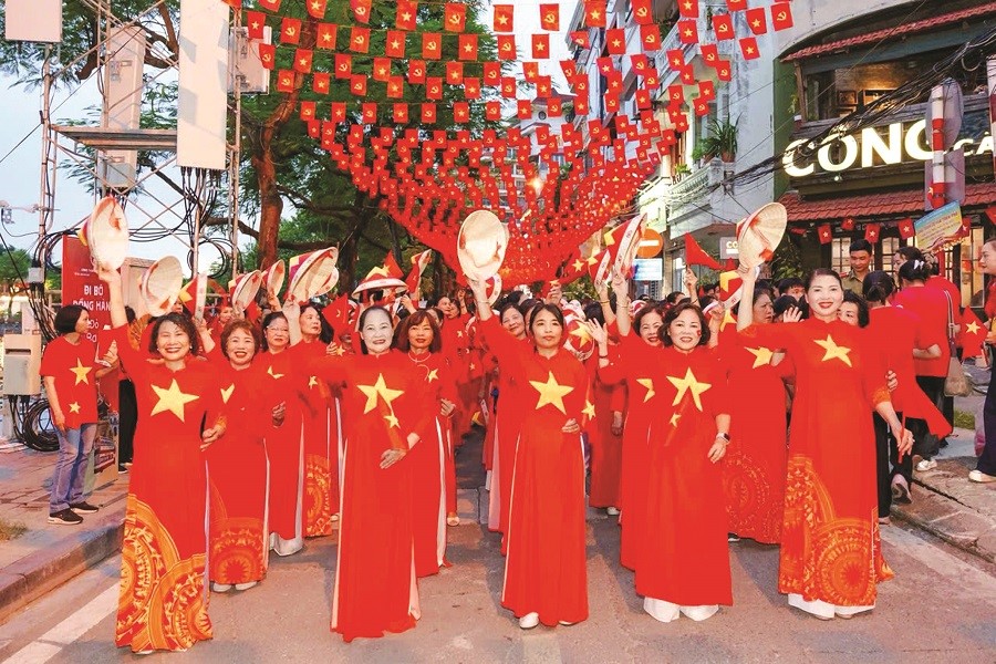 Phụ nữ Ba Đình: Tự hào góp sức vào thành công của ngày hội non sông - ảnh 3