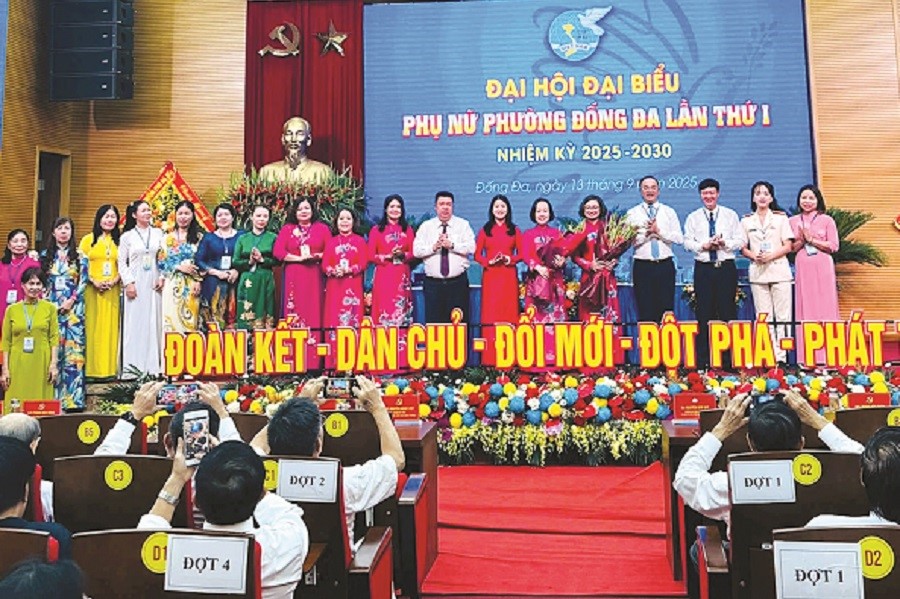 Xây dựng tổ chức Hội và phong trào phụ nữ phát triển trong giai đoạn mới - ảnh 1