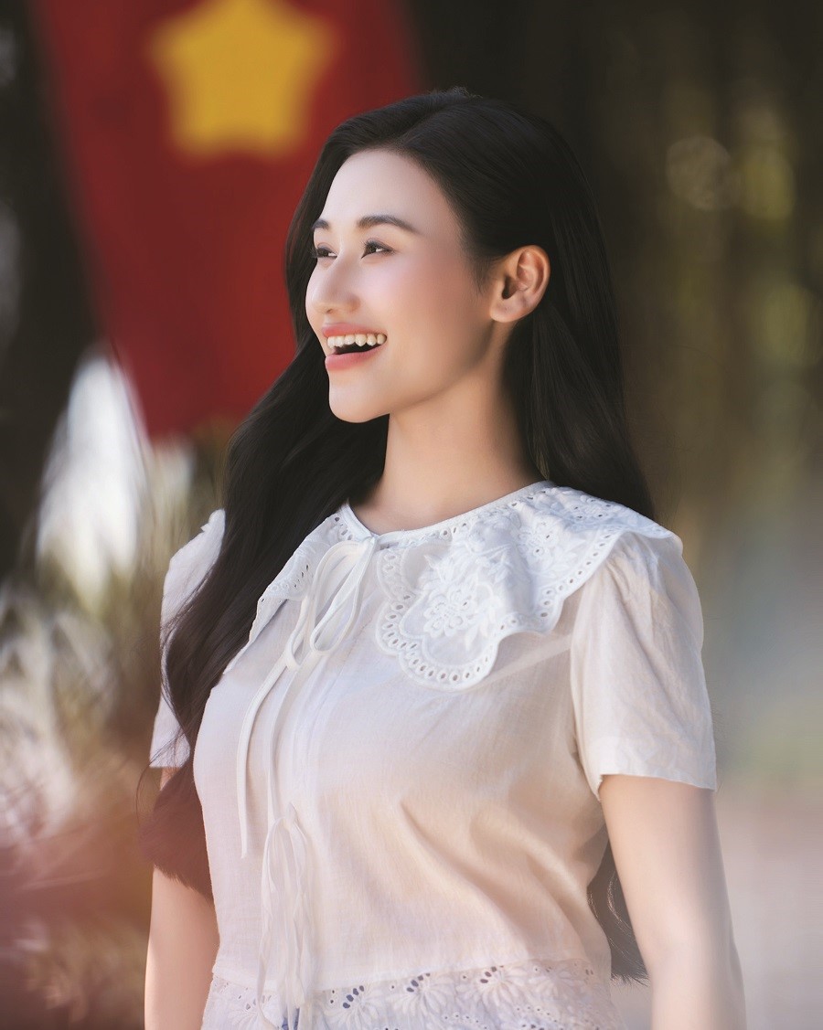 Sao Mai Lê Minh Ngọc: Mong góp một tiếng “yêu” gửi đến Hà Nội  - ảnh 2