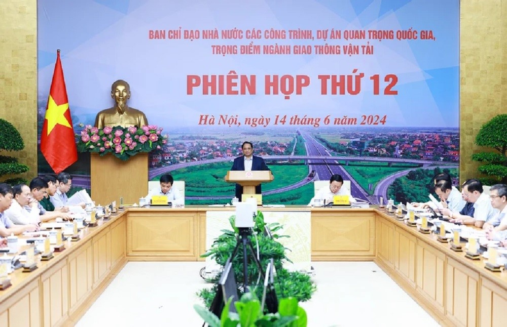Thủ tướng Phạm Minh Chính: Thi đua hoàn thành 3.000 km đường cao tốc trước ngày 31/12/2025 - ảnh 2