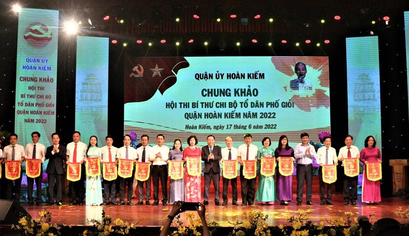 Hội thi “Bí thư chi bộ tổ dân phố giỏi quận Hoàn Kiếm năm 2022”  ​ - ảnh 1