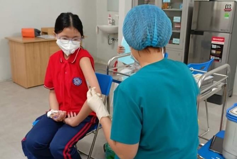 Hà Nội: Phát động chiến dịch tiêm chủng vắc- xin phòng Covid-19 - ảnh 1