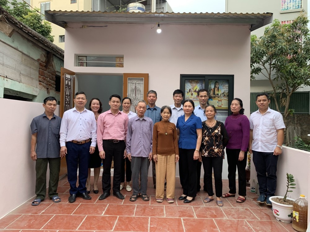 Mặt trận tổ quốc Việt Nam huyện Đan Phượng, trao hỗ trợ xây nhà đại đoàn kết - ảnh 1