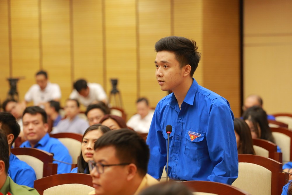 Chủ tịch UBND TP Hà Nội Trần Sỹ Thanh đối thoại với thanh niên Thủ đô - ảnh 2